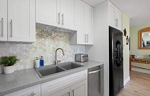 Kihei Ali'i Kai D108 2 Bedroom Condo