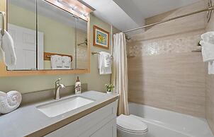 Kihei Ali'i Kai D108 2 Bedroom Condo