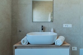 Villa Infinity with pool