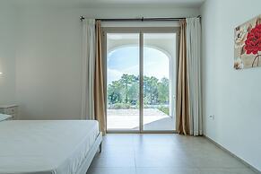 Villa Infinity with pool