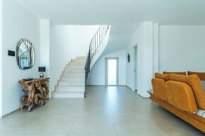 Villa Infinity with pool