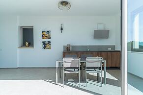 Villa Infinity with pool