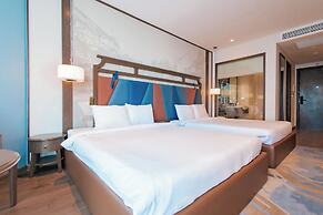 APEC CONTINENTAL CONDOTEL