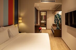 APEC CONTINENTAL CONDOTEL