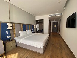 APEC CONTINENTAL CONDOTEL