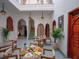 Dar Al-Famila
