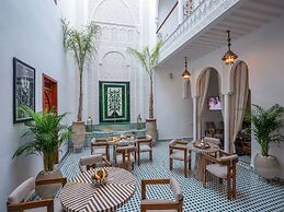 Dar Al-Famila
