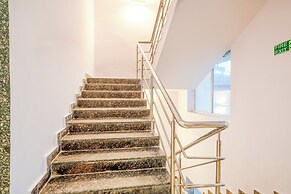 Treebo De Alphabet Nagole