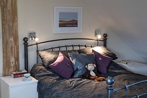 Traditional Scandinavian/north American Log Home