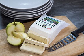 Traditional Scandinavian/north American Log Home