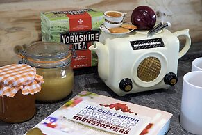 Traditional Scandinavian/north American Log Home