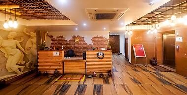 HOTEL YUGANTAR & BANQUETS