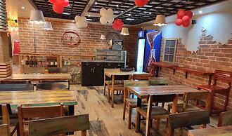 HOTEL YUGANTAR & BANQUETS