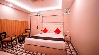 HOTEL YUGANTAR & BANQUETS