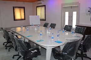 Hotel MJR - Free Pickup and Drop Temple, Sea Beach & Puri Railway Stat