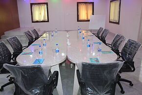 Hotel MJR - Free Pickup and Drop Temple, Sea Beach & Puri Railway Stat