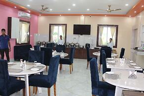 Hotel MJR - Free Pickup and Drop Temple, Sea Beach & Puri Railway Stat