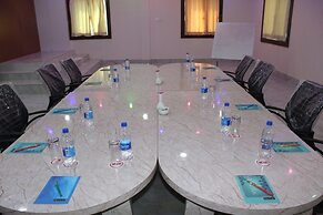 Hotel MJR - Free Pickup and Drop Temple, Sea Beach & Puri Railway Stat