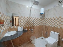 Hotel MJR - Free Pickup and Drop Temple, Sea Beach & Puri Railway Stat