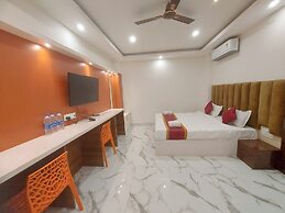 Hotel MJR - Free Pickup and Drop Temple, Sea Beach & Puri Railway Stat