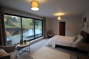 Essex Luxury Retreat With 6 Bedrooms