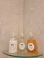 Zoa Villas - 2 minutes to the beach