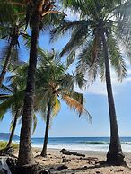 Zoa Villas - 2 minutes to the beach