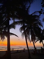 Zoa Villas - 2 minutes to the beach