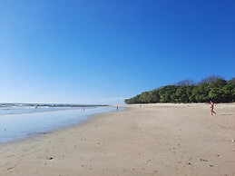 Zoa Villas - 2 minutes to the beach