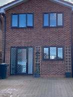 1 Bed Apt- Rural Views- Juliette Balcony - Parking