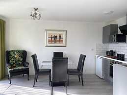 1 Bed Apt- Rural Views- Juliette Balcony - Parking