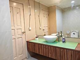 Parkview Serviced Apartment