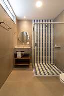 Refuge a few Steps From Copacabana Beach Q10 PCD