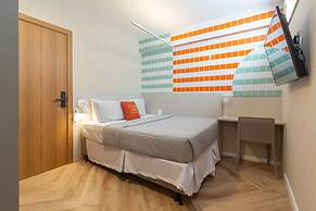 Refuge a few Steps From Copacabana Beach Q10 PCD