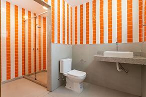 Refuge a few Steps From Copacabana Beach Q10 PCD