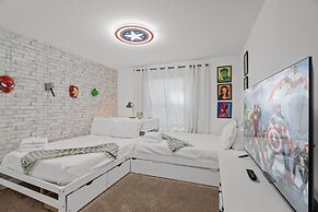 Amazing 4 Bedrooms Home With Pool Close to Disney