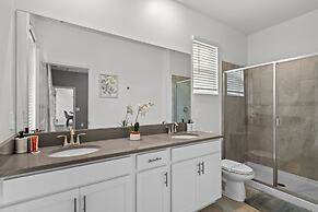 Luxury 5bed Home With Pool and Game Room