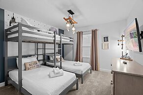 Special 4bedroom TH w Private Pool Next to Disney