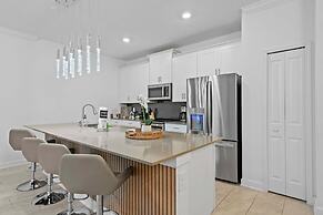 Special 4bedroom TH w Private Pool Next to Disney