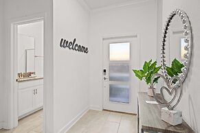 Special 4bedroom TH w Private Pool Next to Disney