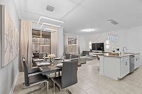 Special 4bedroom TH w Private Pool Next to Disney