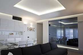 Crystal Skyline Neapolis