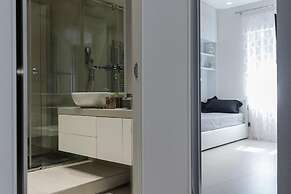 Crystal Skyline Neapolis