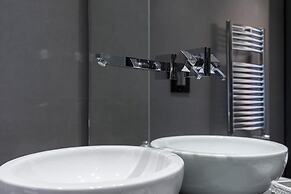 Crystal Skyline Neapolis