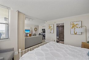 Estero Beach & Tennis 901-c