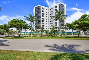 Waterside Penthouse #3h1