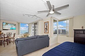 Estero Beach & Tennis 806-b