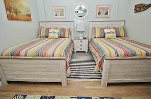 Ponce de Leon Towers 702