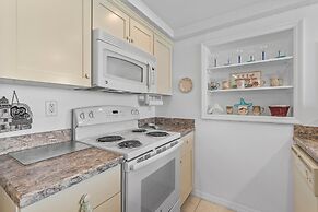 Smyrna Beach Club 607a