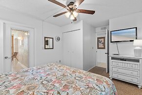 Smyrna Beach Club 607a